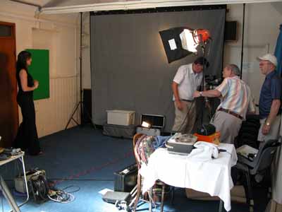  05. Louise, Roger, Brian and Peter filming with 'mirror'