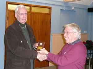 Geoff receiving 

the Gear shield from Laurie