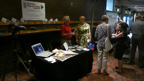 Laurie with some visitors at our stall